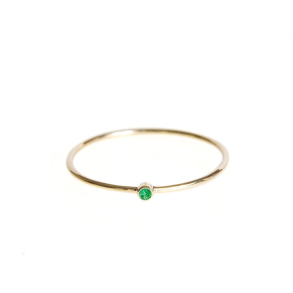 Jennifer Meyer 18k gold thin band ring with emerald stone. Size 8